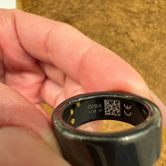 Oura ring size 7 - Picture 5 of 6